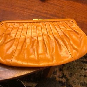 Hobo orange clutch - Very Good condition